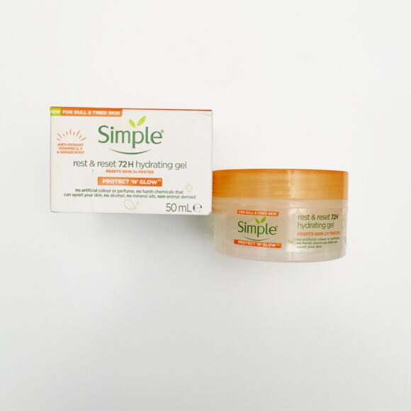 Simple protect n glow rest reset 72h hydrating gel 580x580